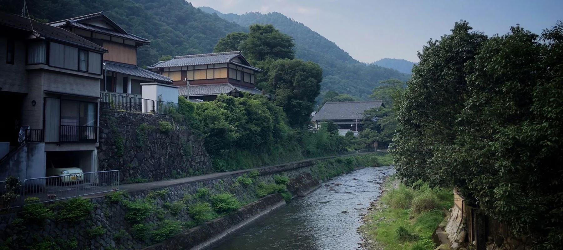 Imagen del río North Kyoto Hills y cabecera del post