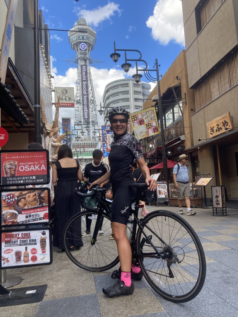 Cyclist enjoying the Osaka Harbor Tour by RBRJ. Cycle tours in Osaka